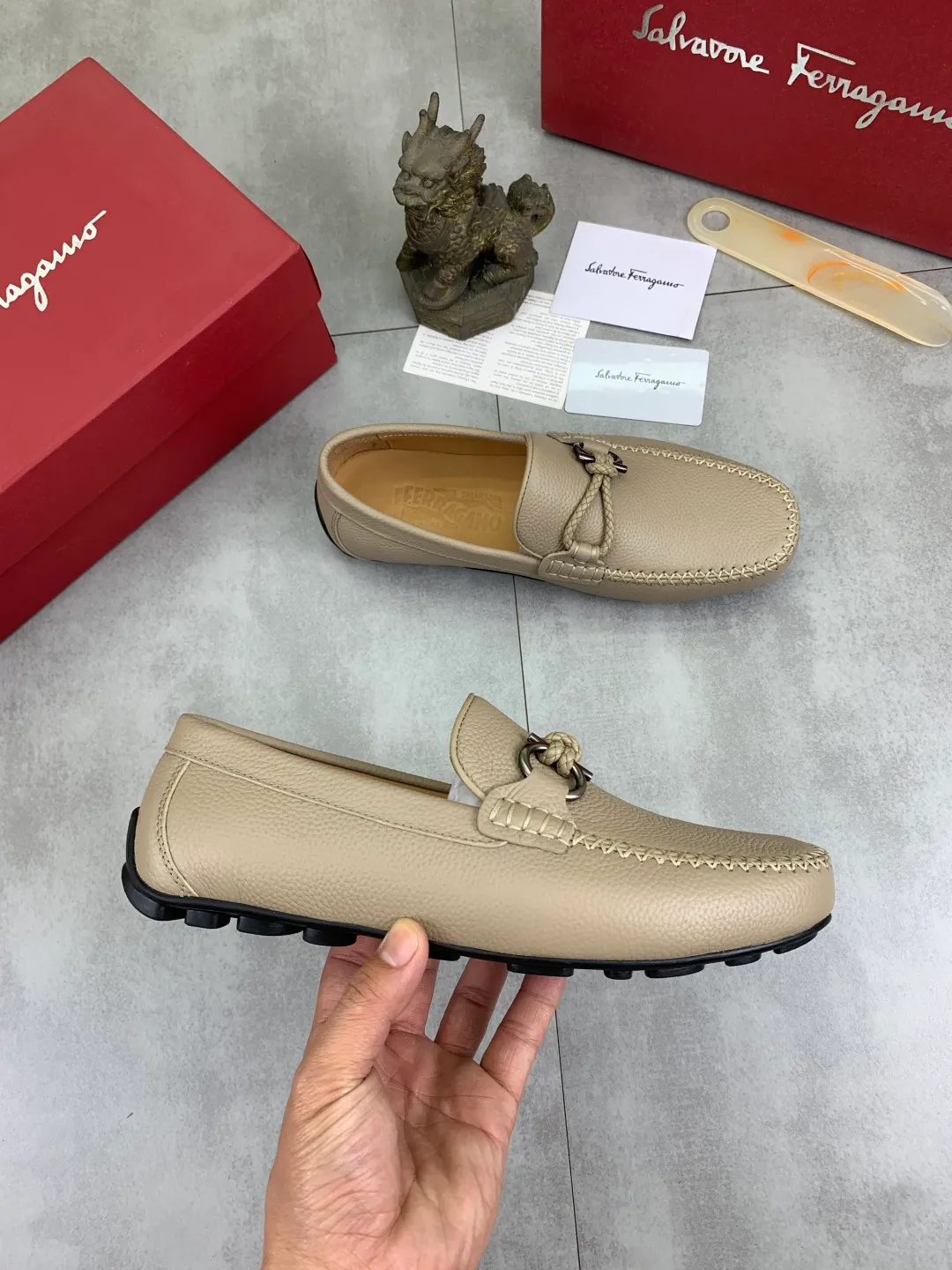 Men's men's shoes 💰P480 New high quality [Ferragamo/Ferragamo] The latest model in the counter Original imported calfskin, imported cowhide lining + original luxury metal buckle + original combination outsole Comparison without pressure Code number: 38-44 (45 customized)